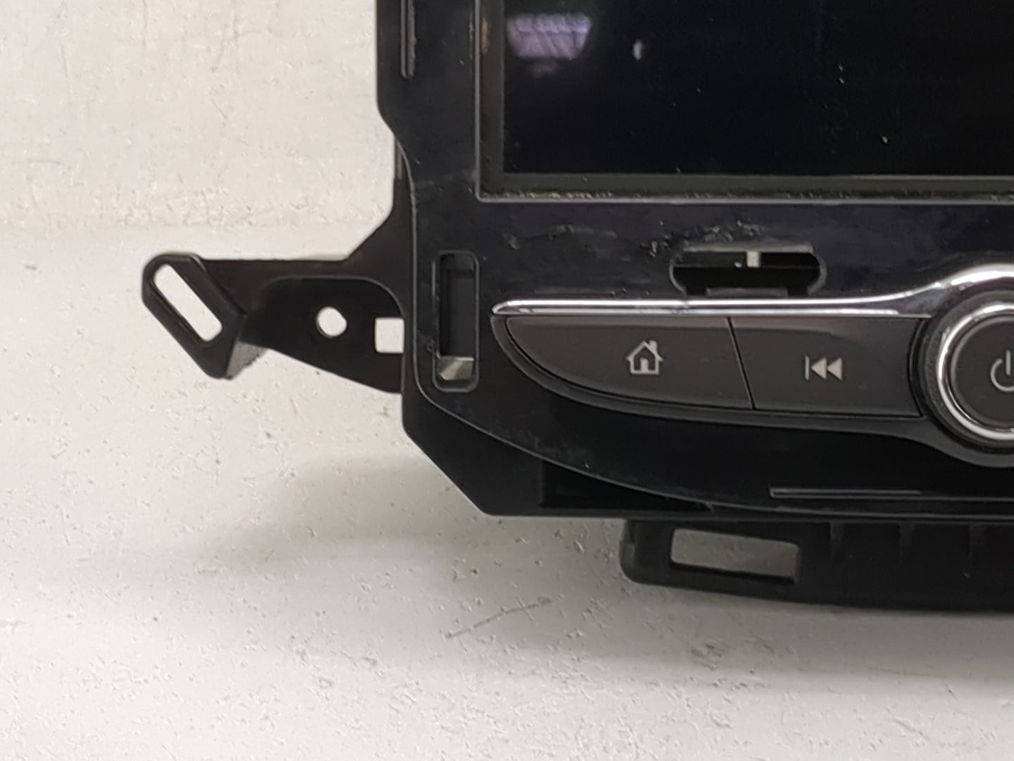 2018 Chevrolet Trax Information Display Screen - Oemusedautoparts1.com