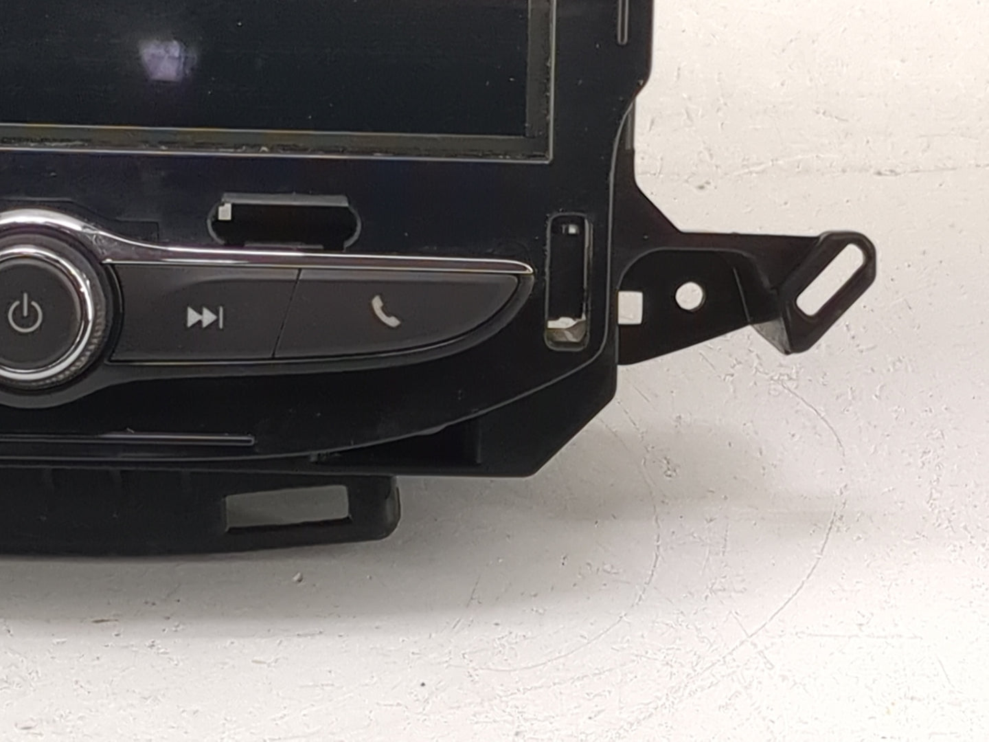 2018 Chevrolet Trax Information Display Screen - Oemusedautoparts1.com