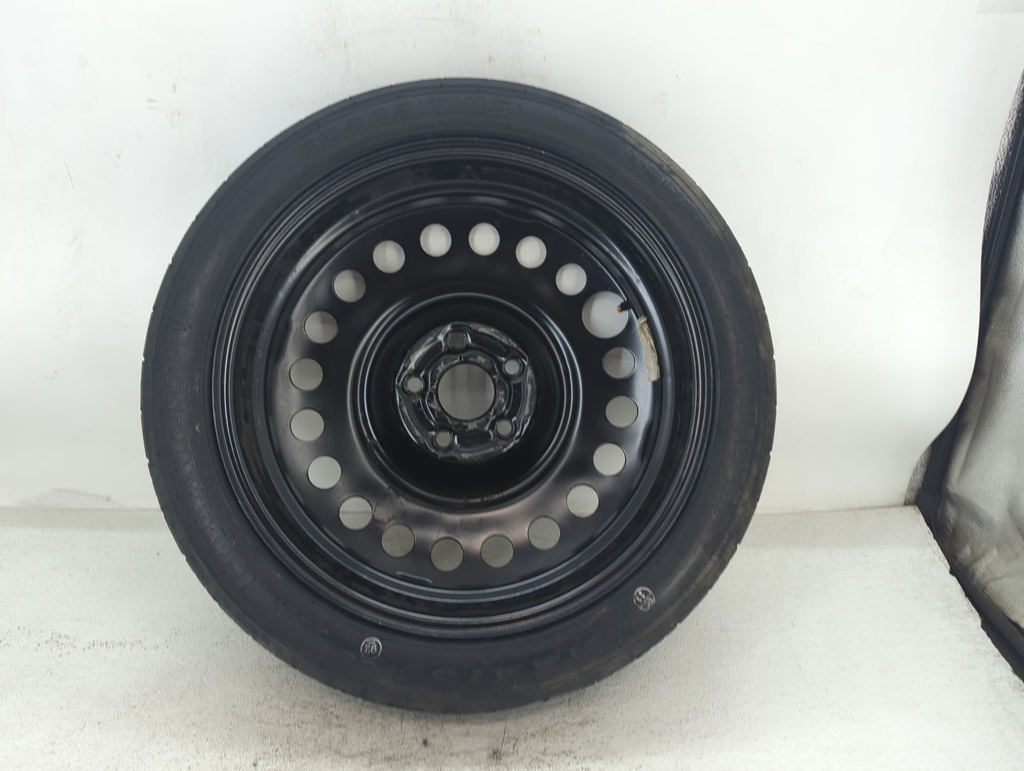 2013-2022 Chevrolet Trax Spare Donut Tire Wheel Rim Oem 1491161 - Oemusedautoparts1.com