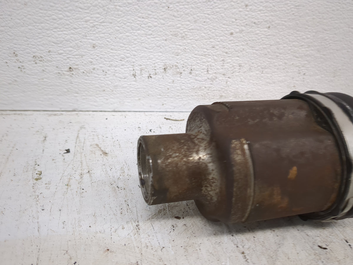 2017-2021 Chevrolet Trax Axle Shaft Front Passenger Cv C/v 1520880 - Oemusedautoparts1.com