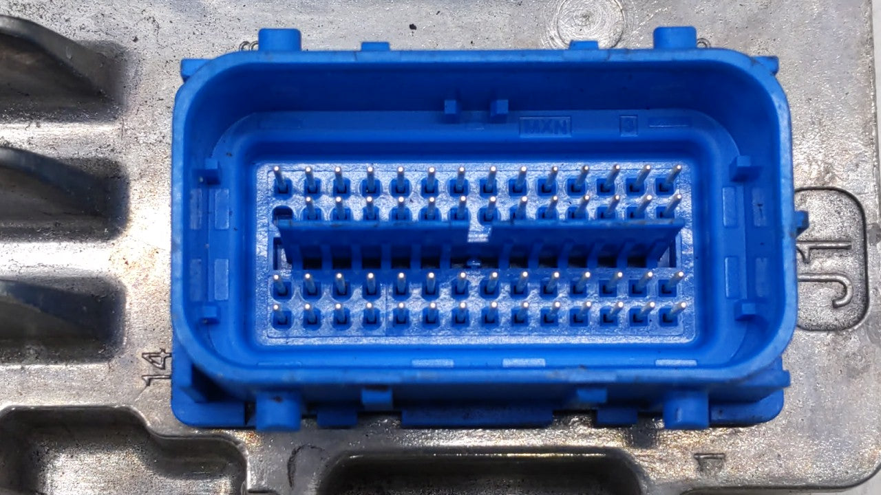 2017-2018 Chevrolet Trax PCM Engine Control Computer ECU ECM PCU OEM P/N:12668986 12695536, 12670309 Fits Fits 2017 2018 201