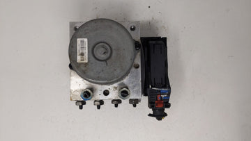 2017-2018 Chevrolet Trax ABS Pump Control Module Replacement P/N:42643519 42520669, 42563014 Fits Fits 2017 2018 2019 OEM Used Auto Parts