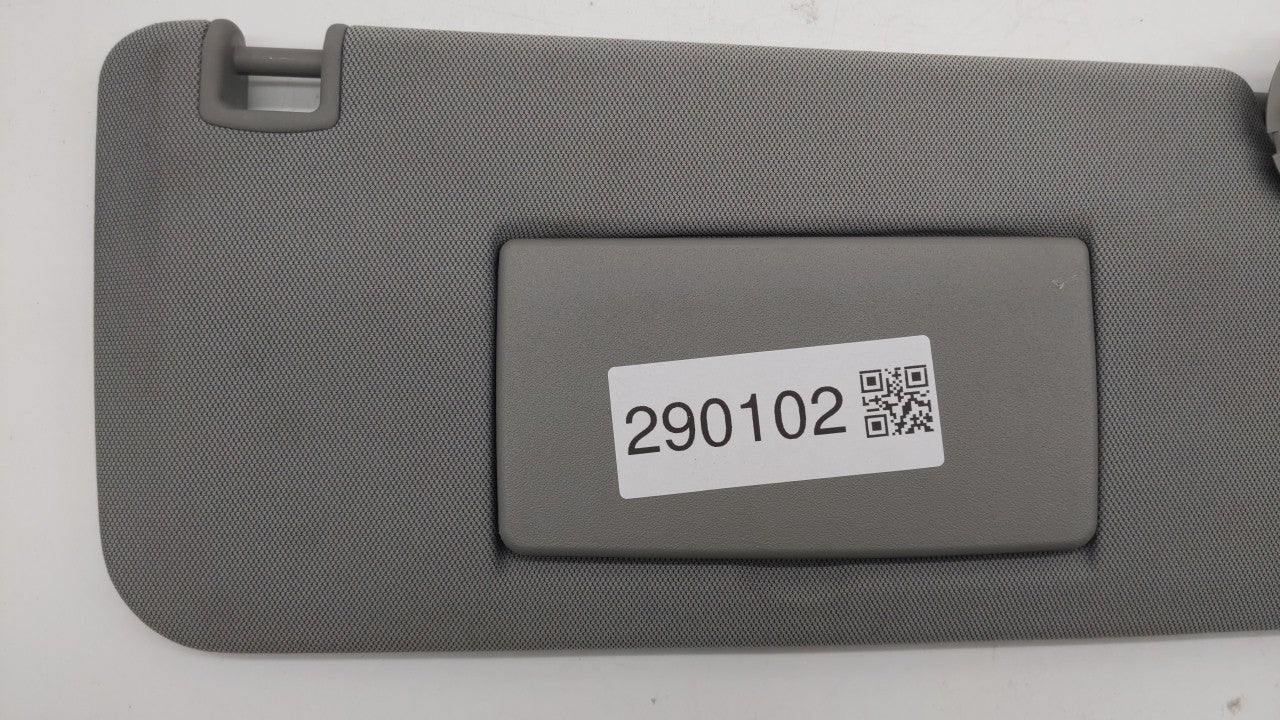 2017-2021 Chevrolet Trax Sun Visor Shade Replacement Passenger Right Mirror Fits Fits 2017 2018 2019 2020 2021 OEM Used Auto
