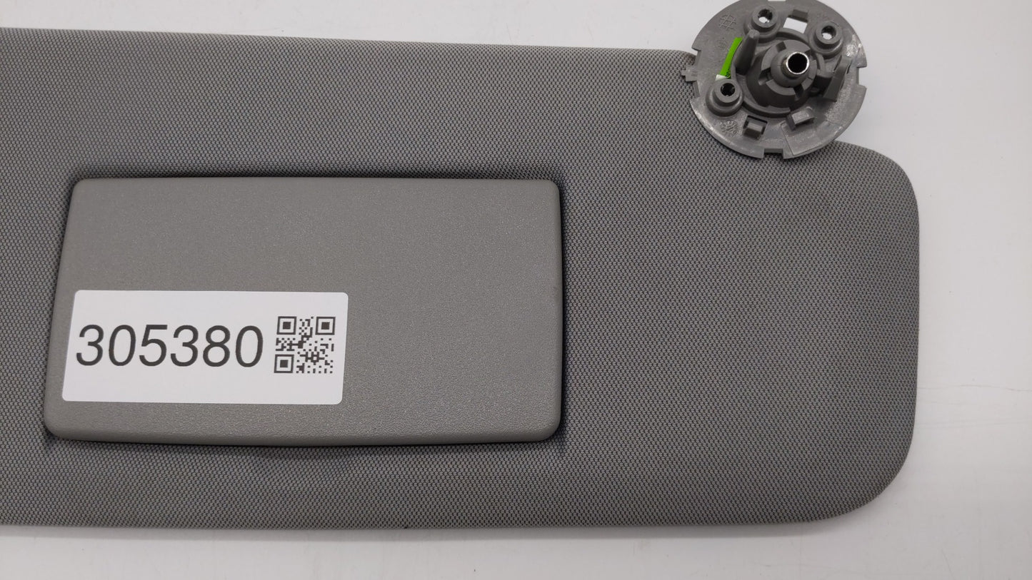 2017-2018 Chevrolet Trax Sun Visor Shade Replacement Passenger Right Mirror Fits Fits 2017 2018 OEM Used Auto Parts - Oemuse