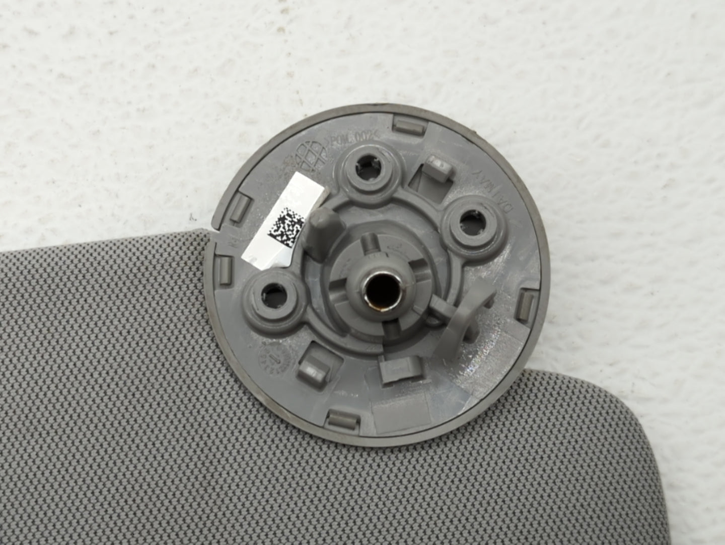 2017-2018 Chevrolet Trax Sun Visor Shade Replacement Passenger Right Mirror Fits Fits 2017 2018 OEM Used Auto Parts - Oemuse