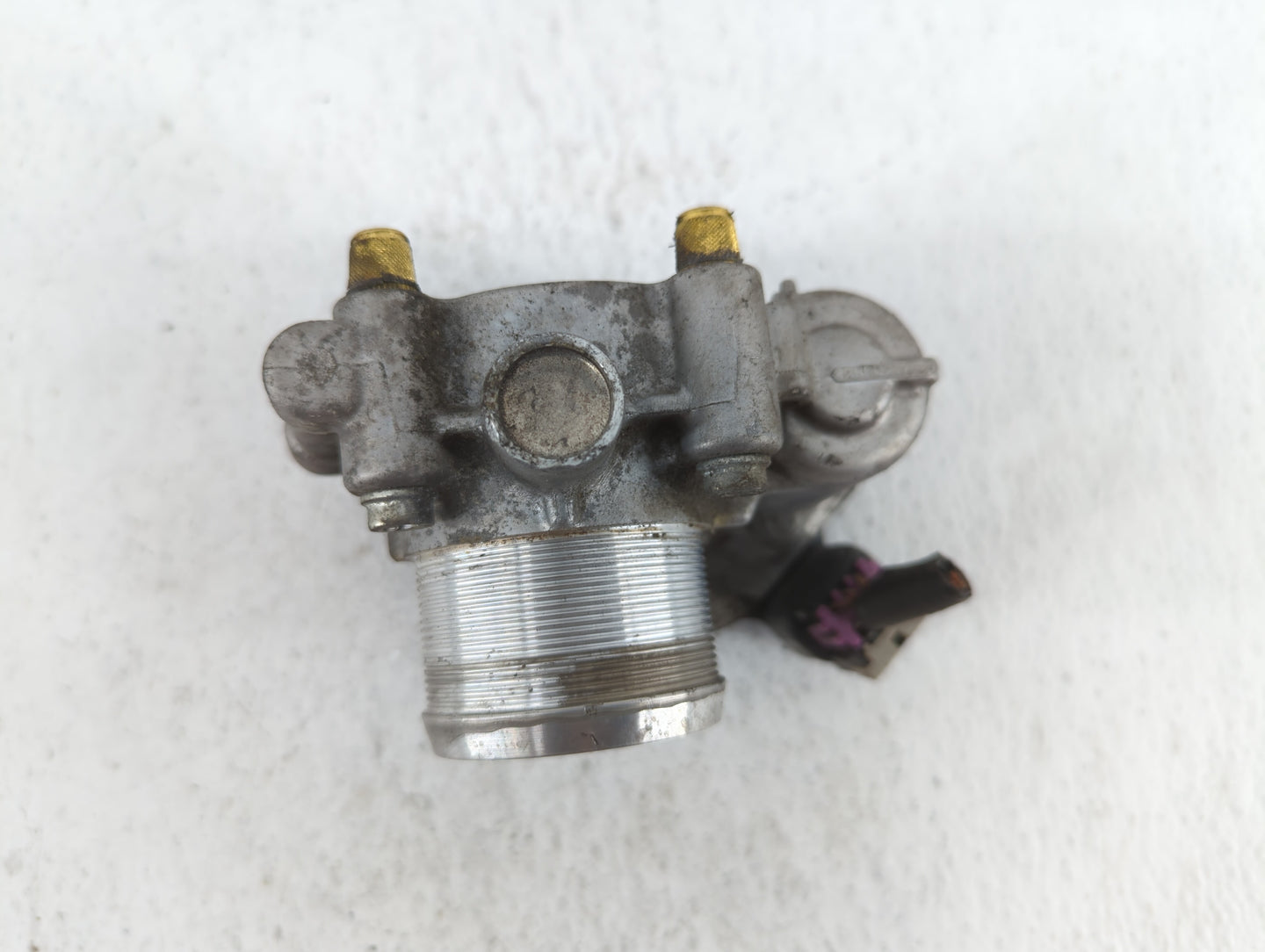 2013-2018 Chevrolet Trax Throttle Body P/N:55581662 12644239AA, 55565489 Fits Fits 2011 2012 2013 2014 2015 2016 2017 2018 2