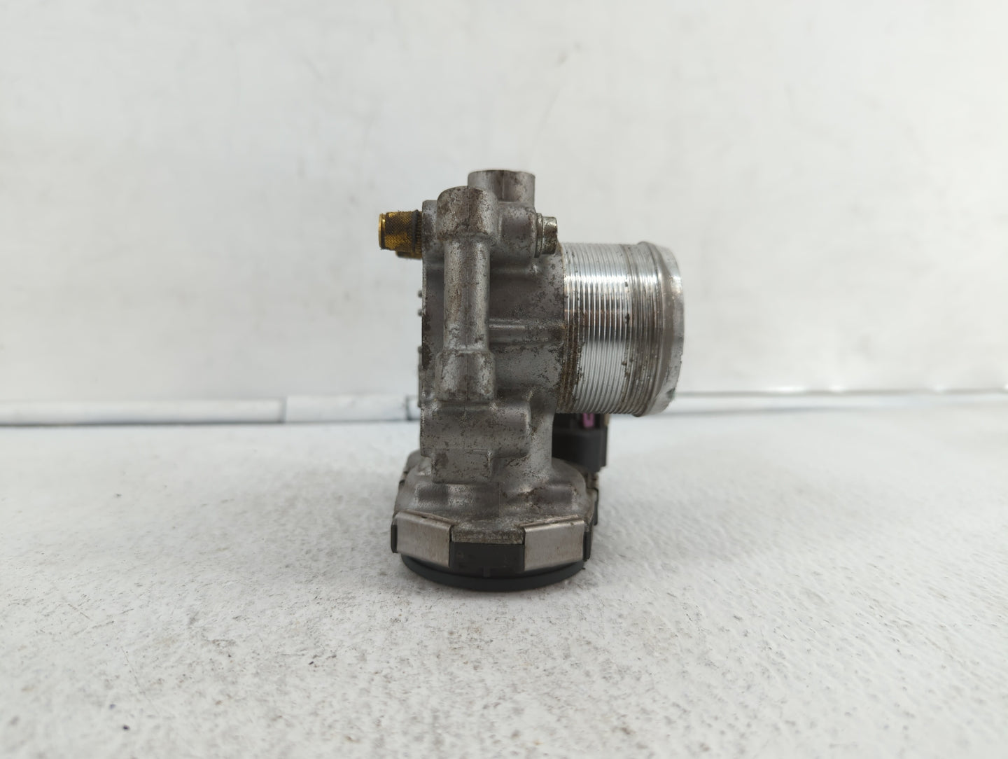 2013-2018 Chevrolet Trax Throttle Body P/N:55581662 12644239AA, 55565489 Fits Fits 2011 2012 2013 2014 2015 2016 2017 2018 2