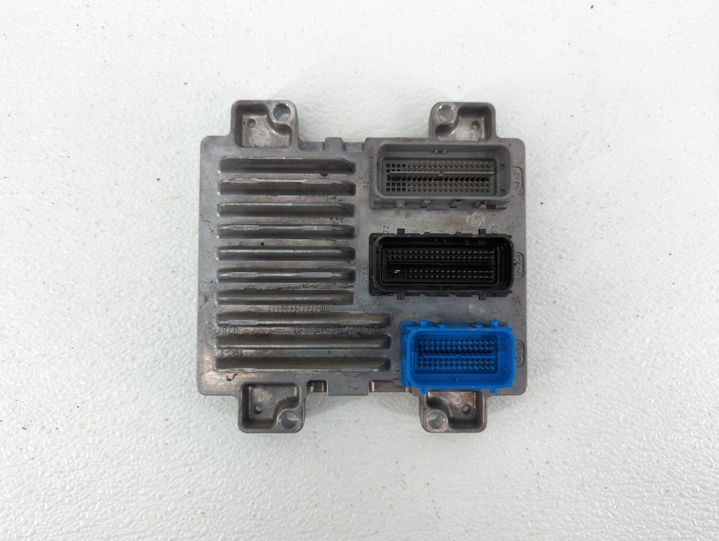 2017-2018 Chevrolet Trax PCM Engine Control Computer ECU ECM PCU OEM P/N:1266898 12697793, 12706635 Fits Fits 2017 2018 2019
