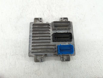 compare product 2017-2018 Chevrolet Trax PCM Engine Control Computer ECU ECM PCU OEM P/N:12692201 12679097, 12685776 Fits Fits 2017 2018 2019 OEM Used Auto Parts