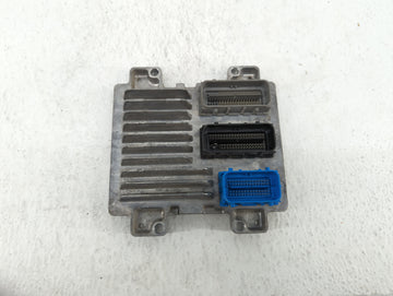 2017-2018 Chevrolet Trax PCM Engine Control Computer ECU ECM PCU OEM P/N:12692201 12679097, 12685776 Fits Fits 2017 2018 201