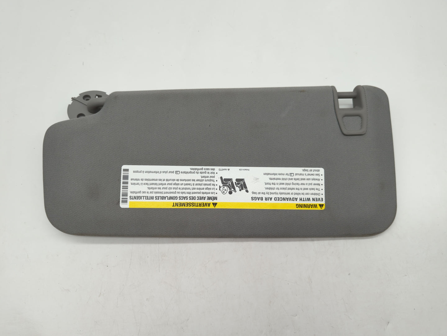 2017-2021 Chevrolet Trax Sun Visor Shade Replacement Passenger Right Mirror Fits Fits 2017 2018 2019 2020 2021 OEM Used Auto