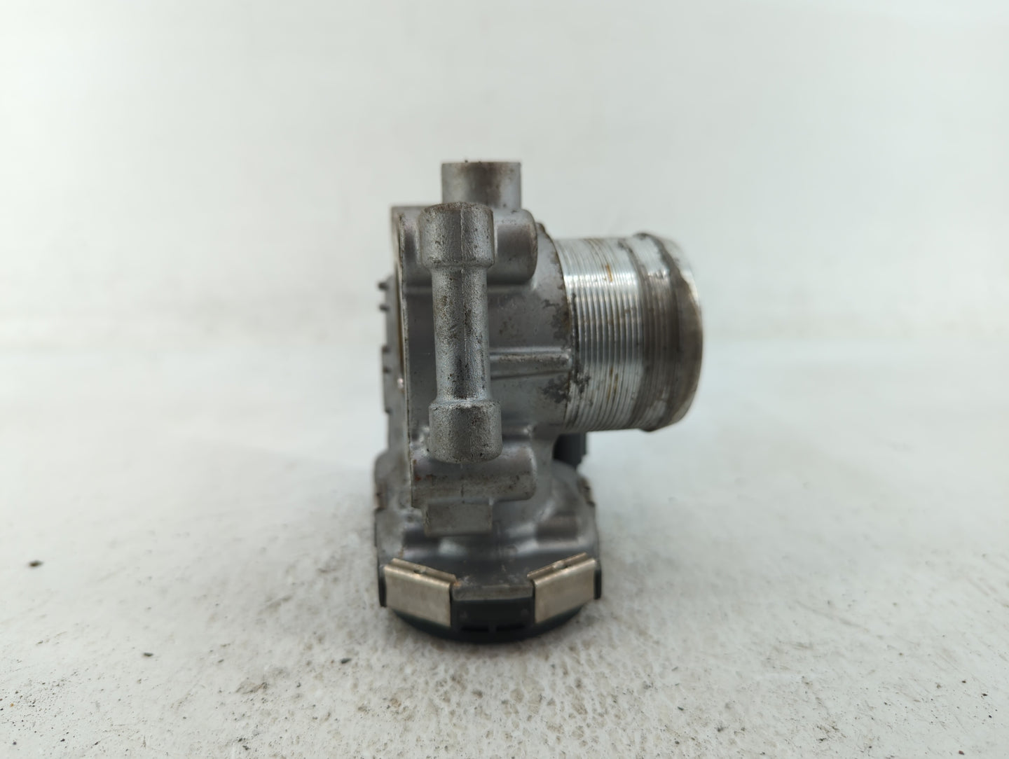 2018 Chevrolet Trax Throttle Body P/N:55565489 12632101CA Fits Fits 2012 2013 2014 2015 OEM Used Auto Parts - Oemusedautopar