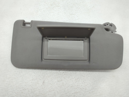 2017-2021 Chevrolet Trax Sun Visor Shade Replacement Passenger Right Mirror Fits Fits 2017 2018 2019 2020 2021 OEM Used Auto