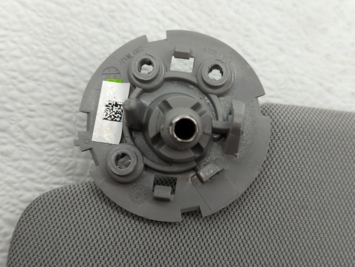 2017-2021 Chevrolet Trax Sun Visor Shade Replacement Passenger Right Mirror Fits Fits 2017 2018 2019 2020 2021 OEM Used Auto