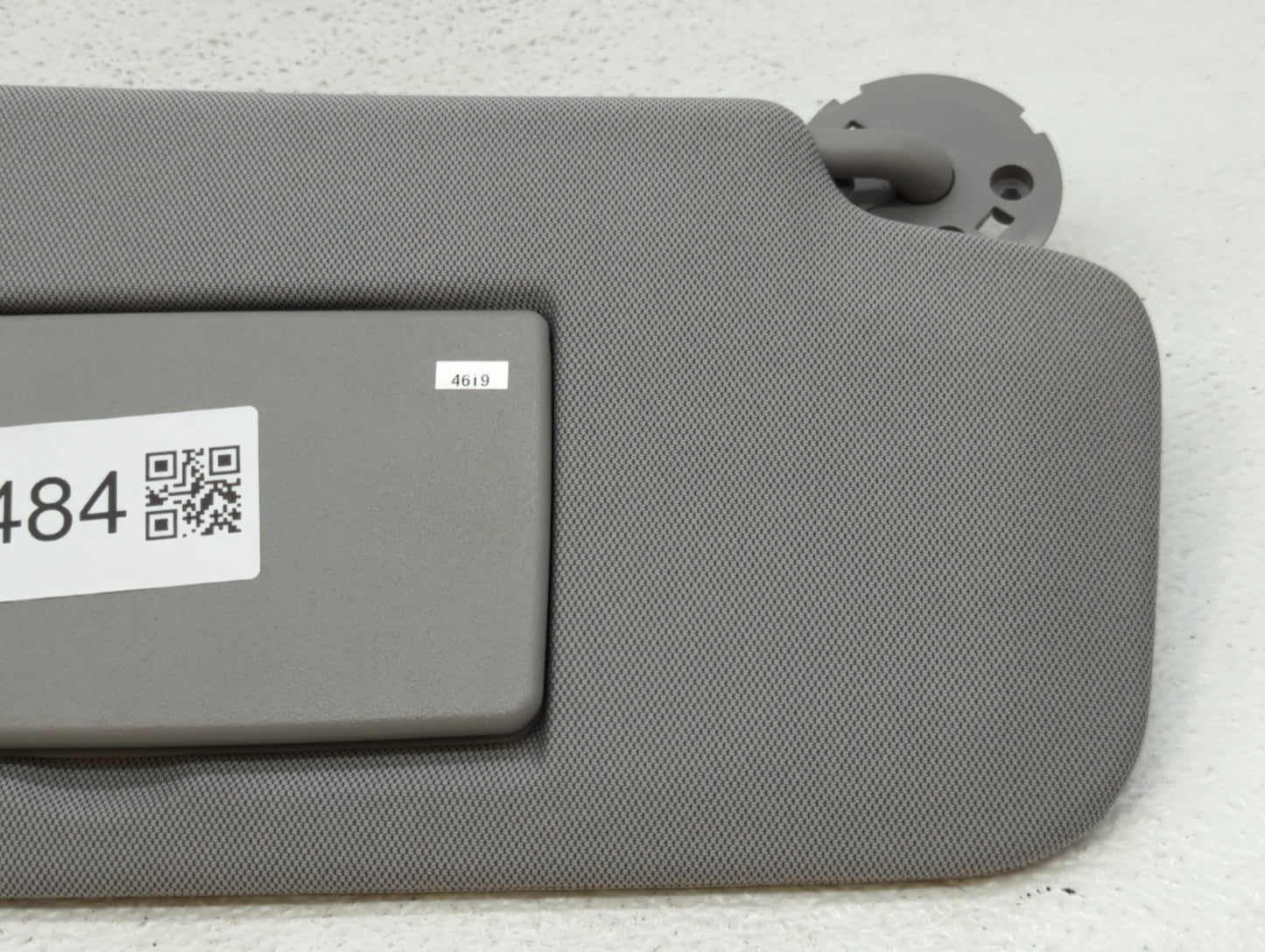 2017-2021 Chevrolet Trax Sun Visor Shade Replacement Passenger Right Mirror Fits Fits 2017 2018 2019 2020 2021 OEM Used Auto