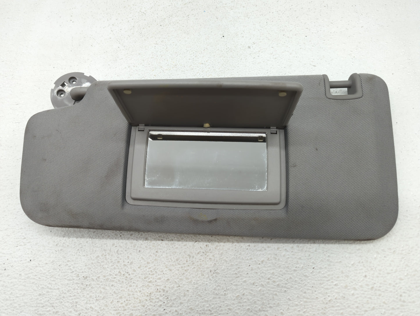 2017-2021 Chevrolet Trax Sun Visor Shade Replacement Driver Left Mirror Fits Fits 2017 2018 2019 2020 2021 OEM Used Auto Par