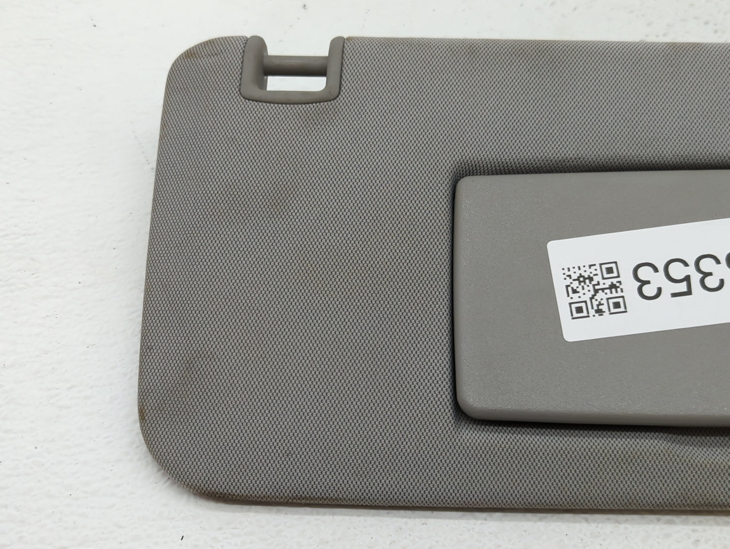 2017-2021 Chevrolet Trax Sun Visor Shade Replacement Passenger Right Mirror Fits Fits 2017 2018 2019 2020 2021 OEM Used Auto