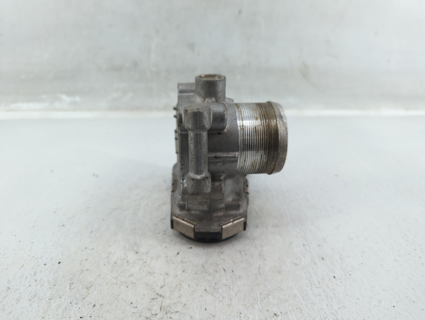 2013-2021 Chevrolet Trax Throttle Body P/N:55565489 Fits Fits 2011 2012 2013 2014 2015 2016 2017 2018 2019 2020 2021 OEM Use
