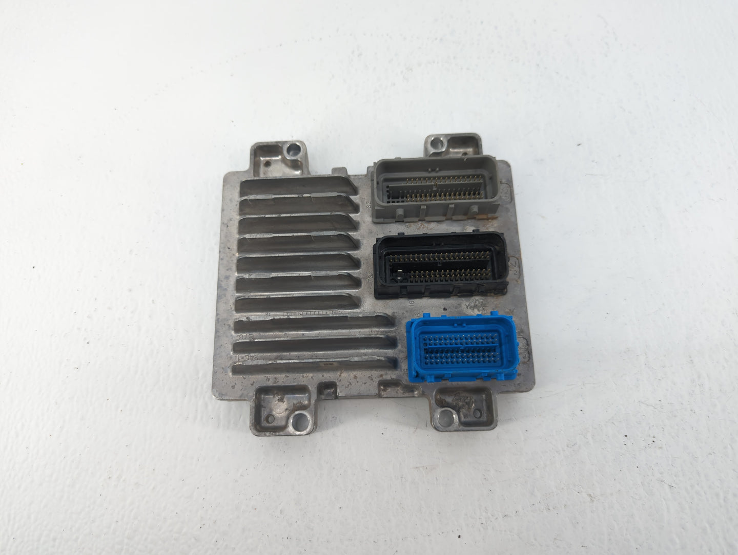 2017-2021 Chevrolet Trax PCM Engine Control Computer ECU ECM PCU OEM P/N:12685776 Fits Fits 2017 2018 2019 2020 2021 OEM Use