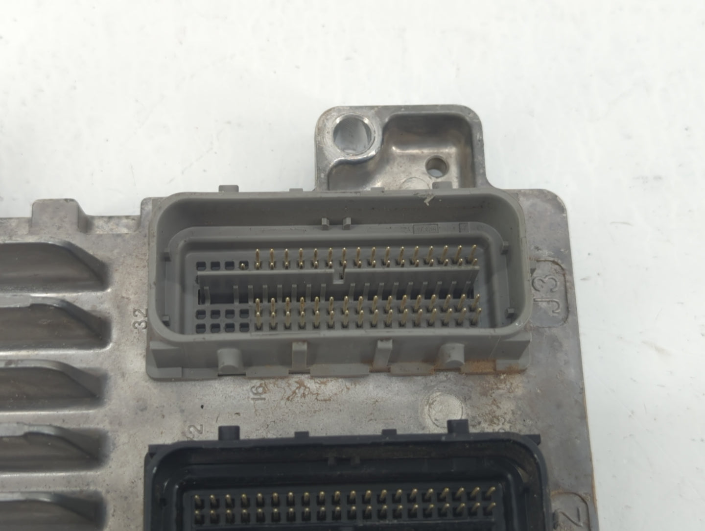 2017-2021 Chevrolet Trax PCM Engine Control Computer ECU ECM PCU OEM P/N:12685776 Fits Fits 2017 2018 2019 2020 2021 OEM Use