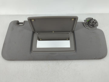 2017-2021 Chevrolet Trax Sun Visor Shade Replacement Passenger Right Mirror Fits Fits 2017 2018 2019 2020 2021 OEM Used Auto