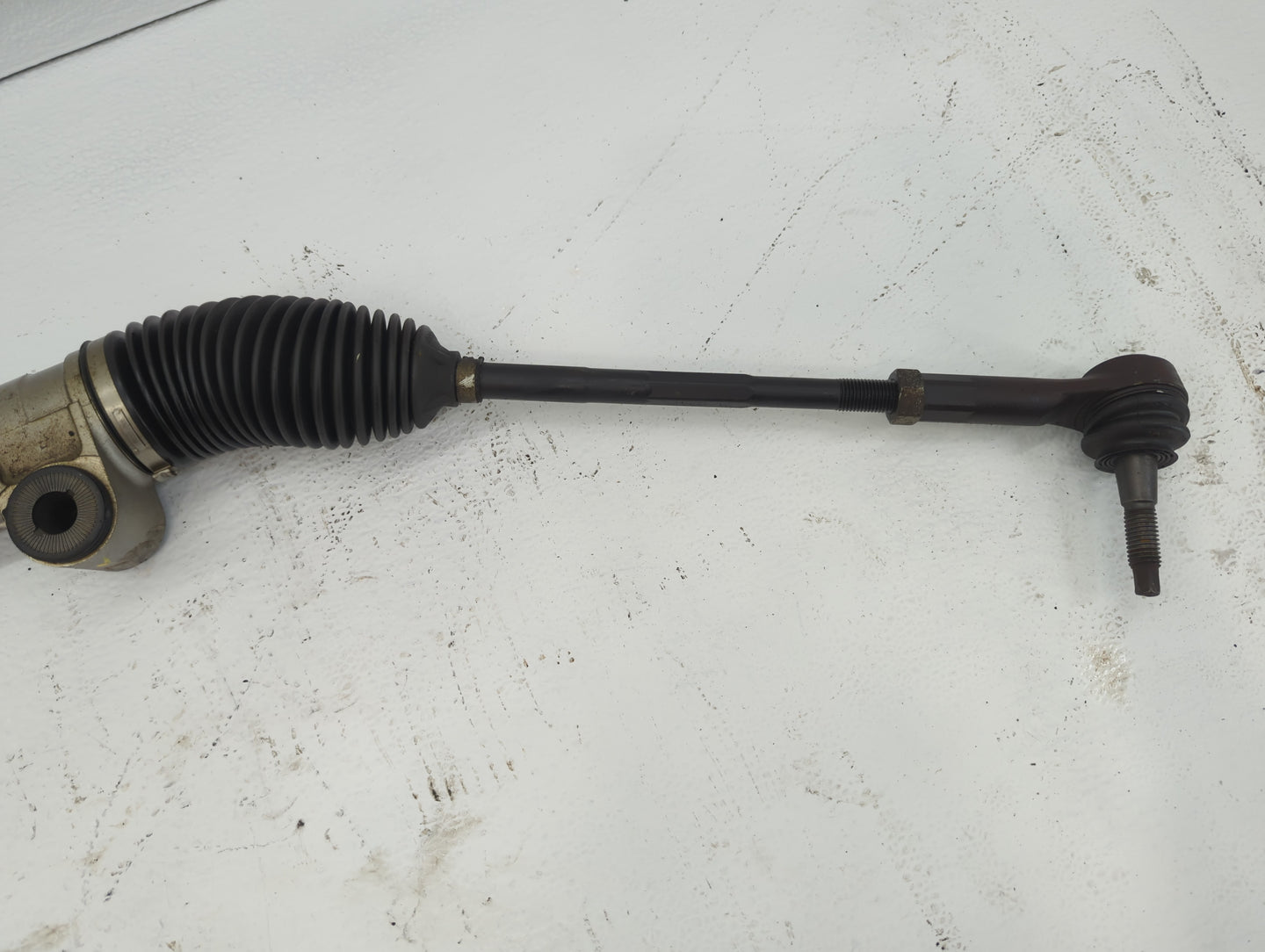 2016-2021 Chevrolet Trax Rack and Pinion Steering Gear P/N:42351608 Fits Fits 2016 2017 2018 2019 2020 2021 OEM Used Auto Pa