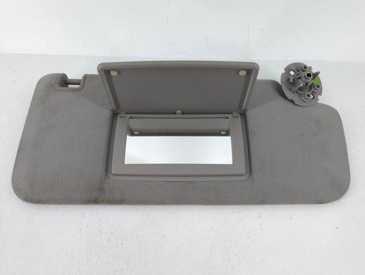 2017-2021 Chevrolet Trax Sun Visor Shade Replacement Passenger Right Mirror Fits Fits 2017 2018 2019 2020 2021 OEM Used Auto
