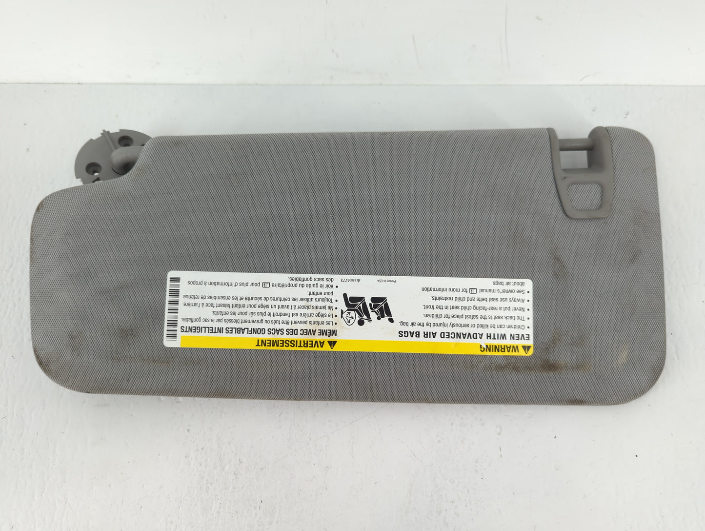 2017-2021 Chevrolet Trax Sun Visor Shade Replacement Passenger Right Mirror Fits Fits 2017 2018 2019 2020 2021 OEM Used Auto