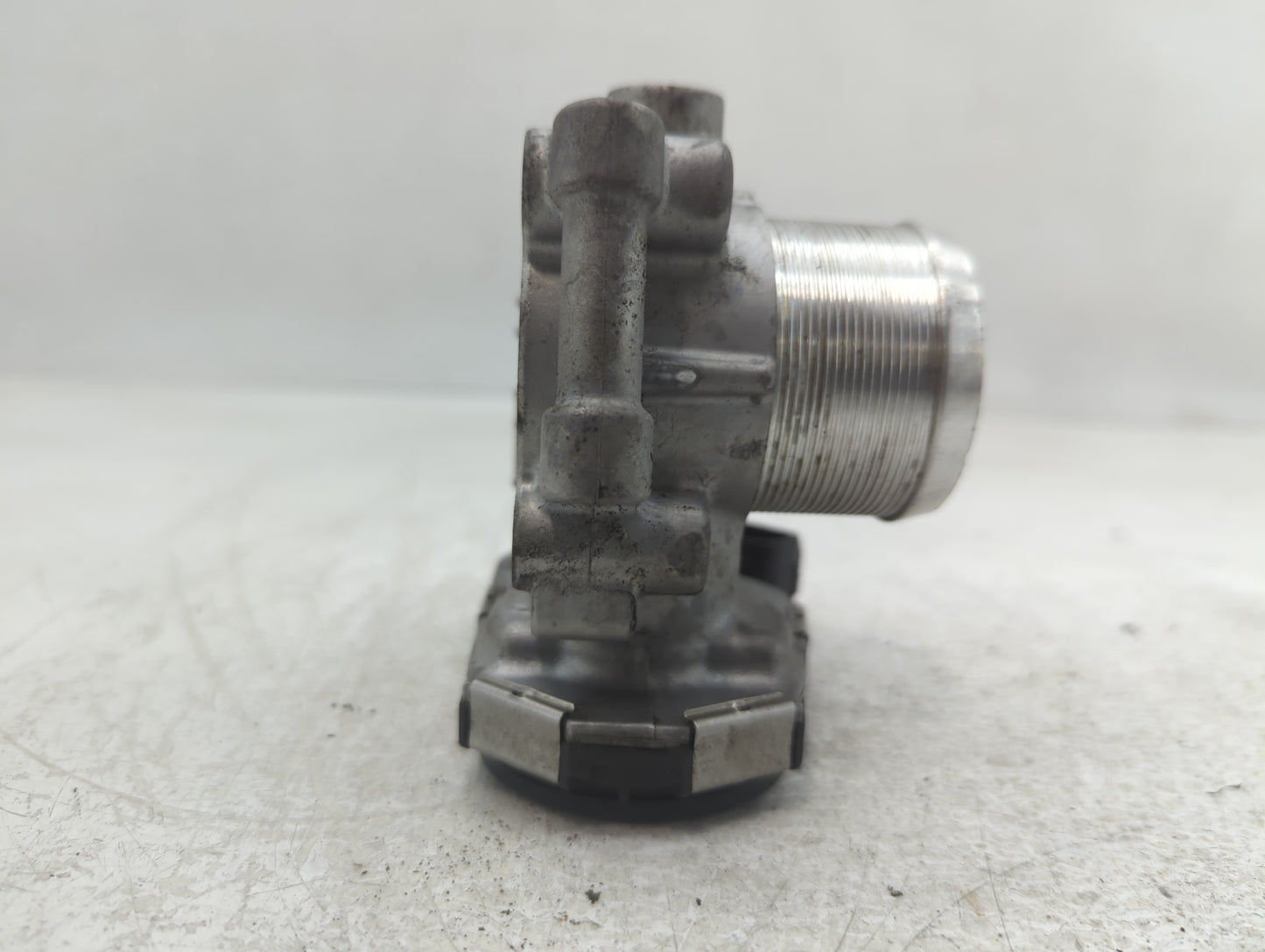 2013-2021 Chevrolet Trax Throttle Body P/N:55 565 489 0 280 750 499 Fits OEM Used Auto Parts - Oemusedautoparts1.com