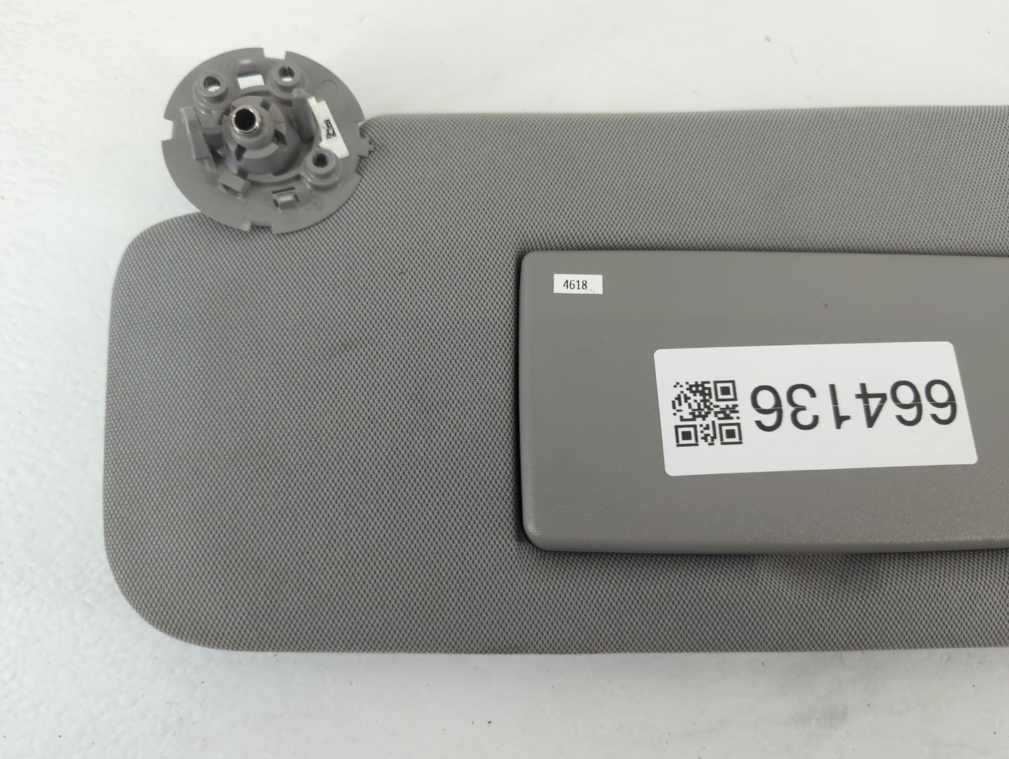 2017-2021 Chevrolet Trax Sun Visor Shade Replacement Driver Left Mirror Fits Fits 2017 2018 2019 2020 2021 OEM Used Auto Par