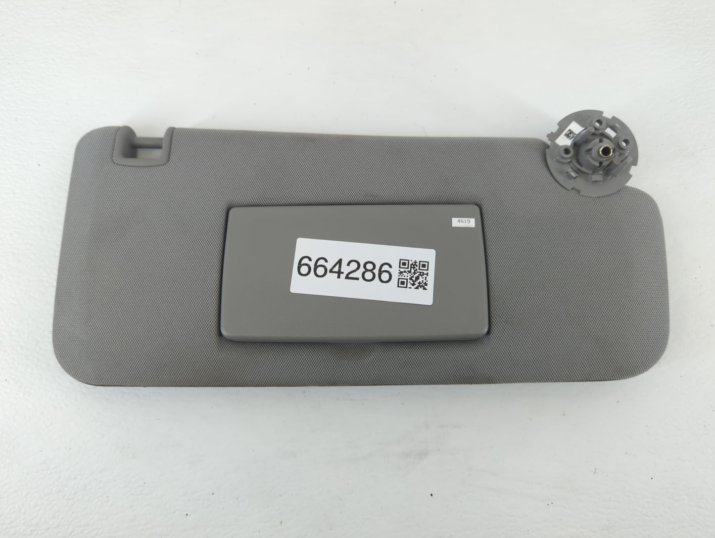 2017-2021 Chevrolet Trax Sun Visor Shade Replacement Passenger Right Mirror Fits Fits 2017 2018 2019 2020 2021 OEM Used Auto