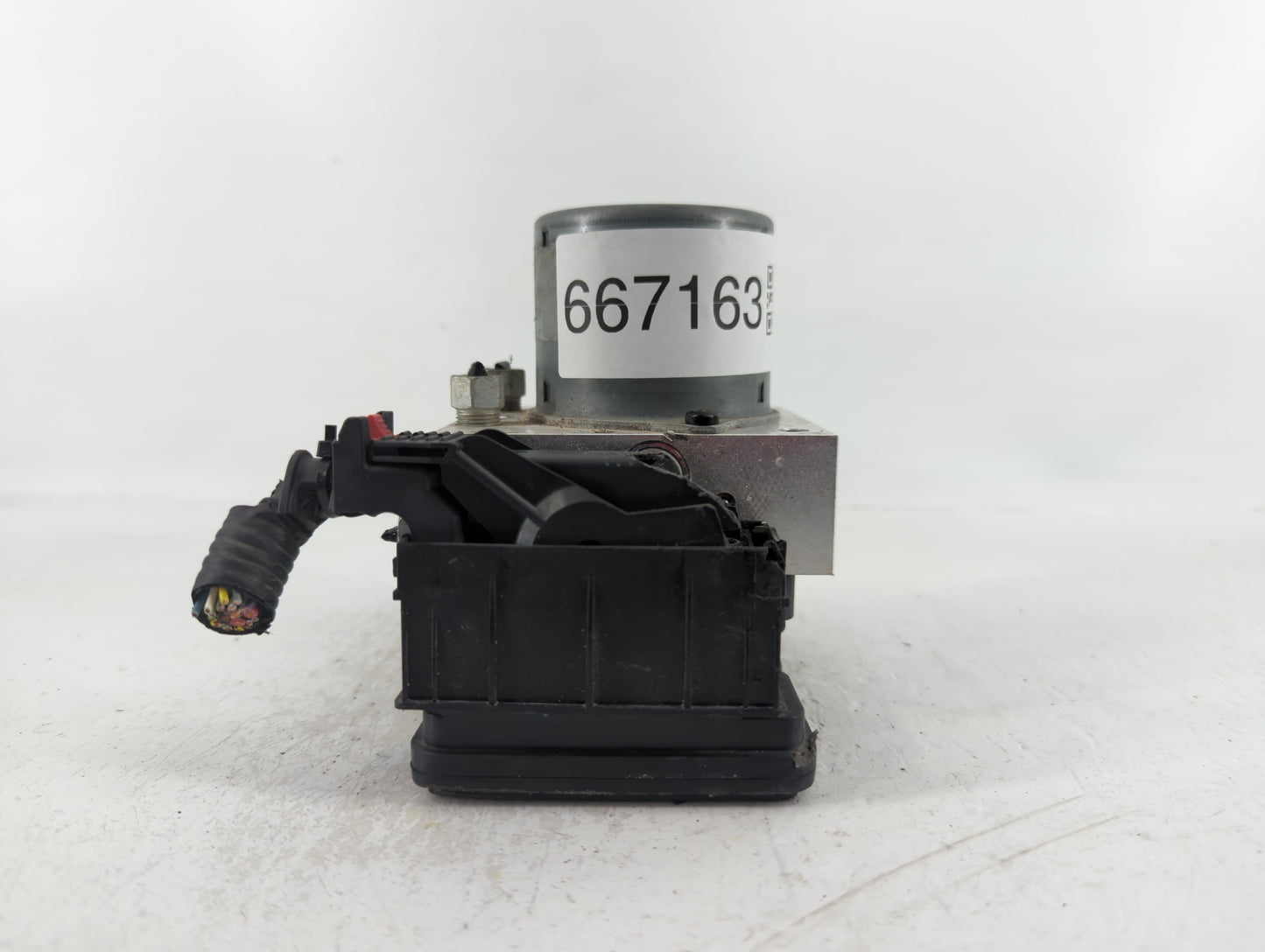 2017-2021 Chevrolet Trax ABS Pump Control Module Replacement P/N:42643519 Fits Fits 2017 2018 2019 2020 2021 OEM Used Auto P