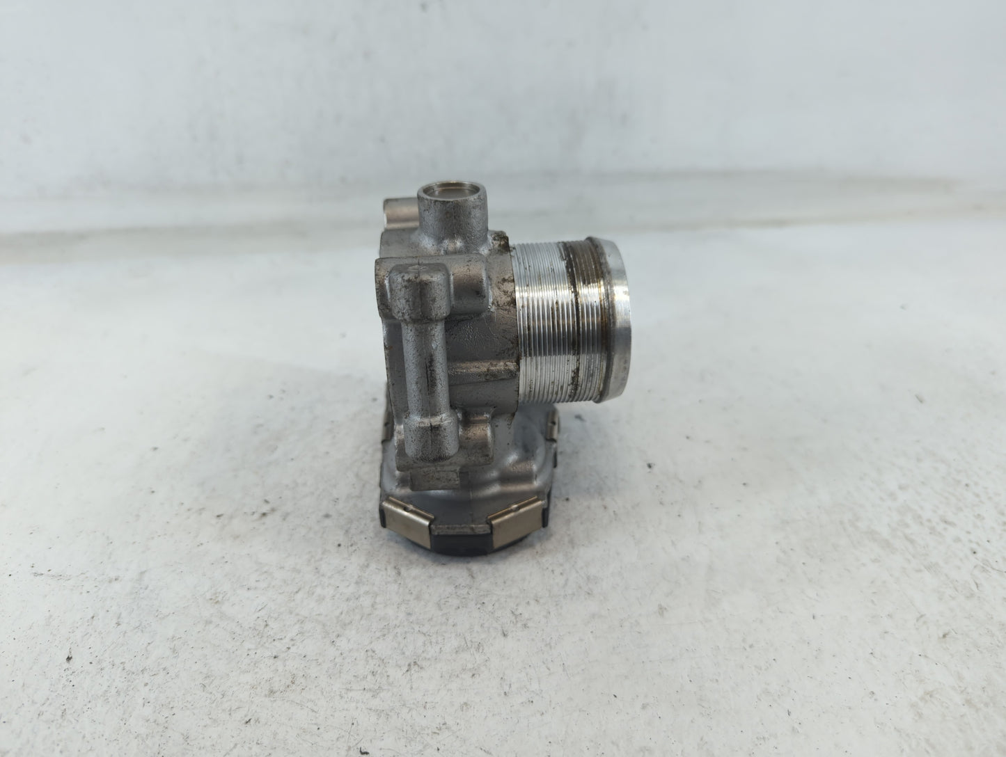 2013-2021 Chevrolet Trax Throttle Body P/N:55565489 Fits Fits 2011 2012 2013 2014 2015 2016 2017 2018 2019 2020 2021 OEM Use