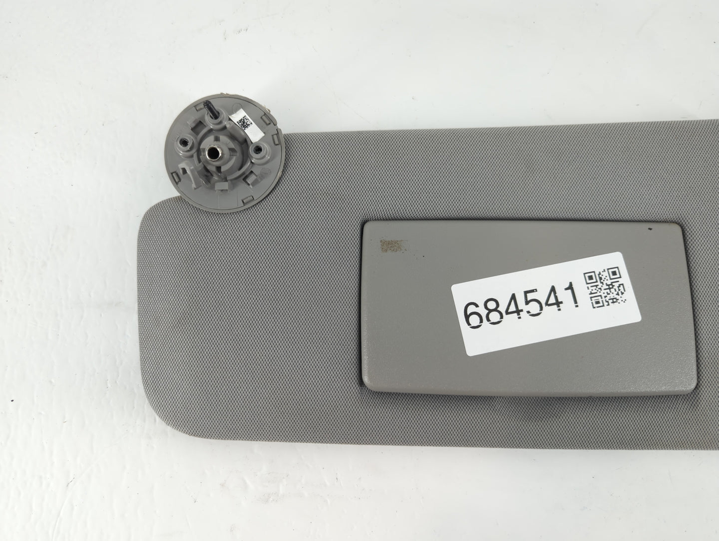 2017-2021 Chevrolet Trax Sun Visor Shade Replacement Driver Left Mirror Fits Fits 2017 2018 2019 2020 2021 OEM Used Auto Par