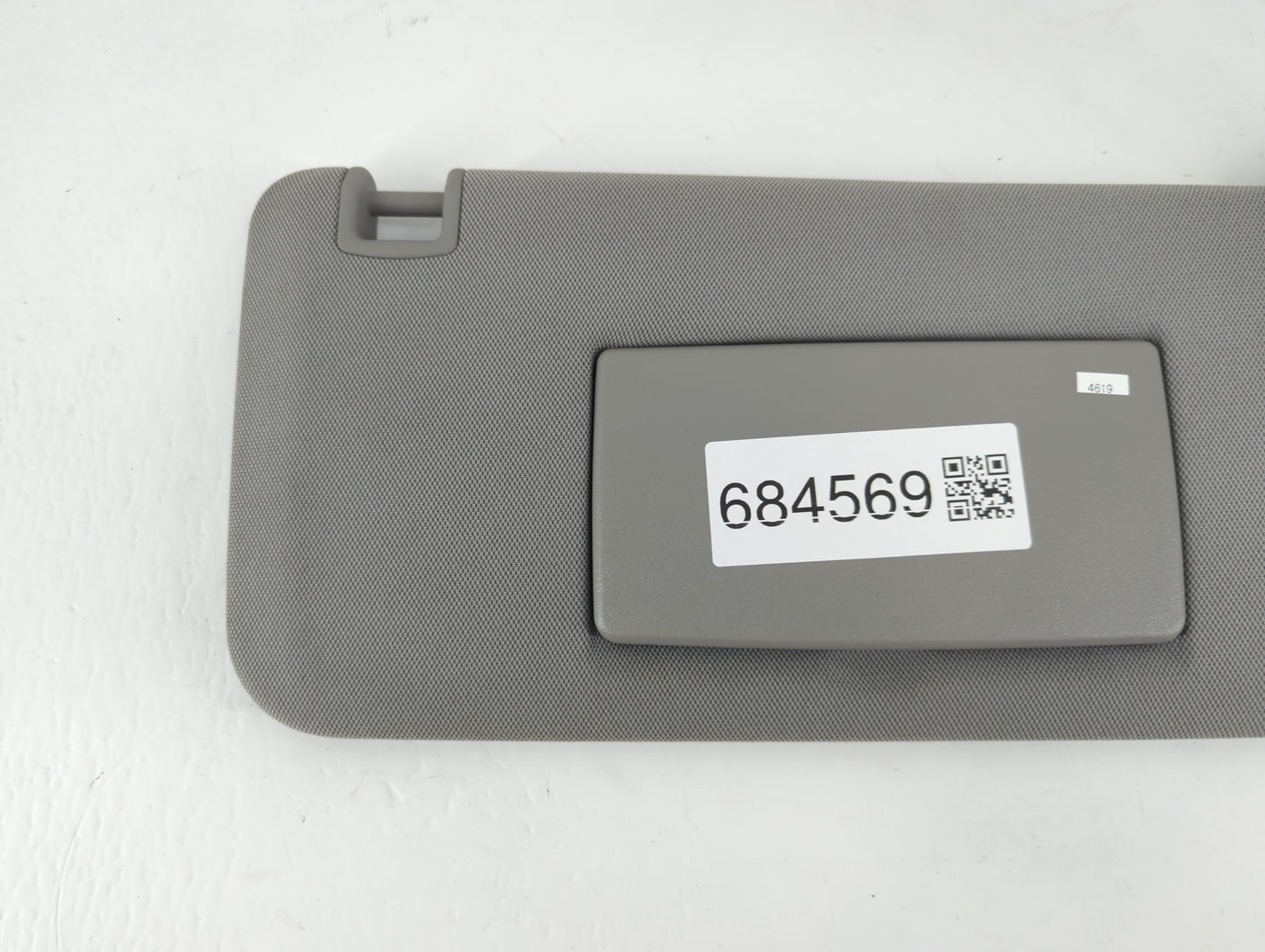 2017-2021 Chevrolet Trax Sun Visor Shade Replacement Passenger Right Mirror Fits Fits 2017 2018 2019 2020 2021 OEM Used Auto