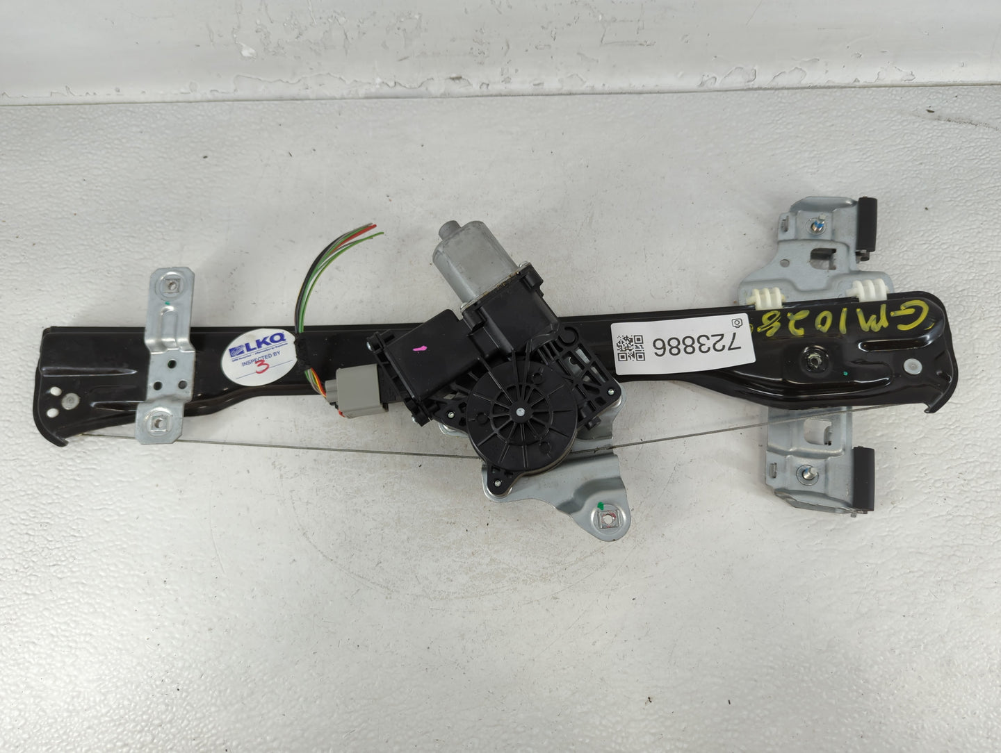 2013-2021 Chevrolet Trax Driver Left Front Window Regulator 723886 - Oemusedautoparts1.com