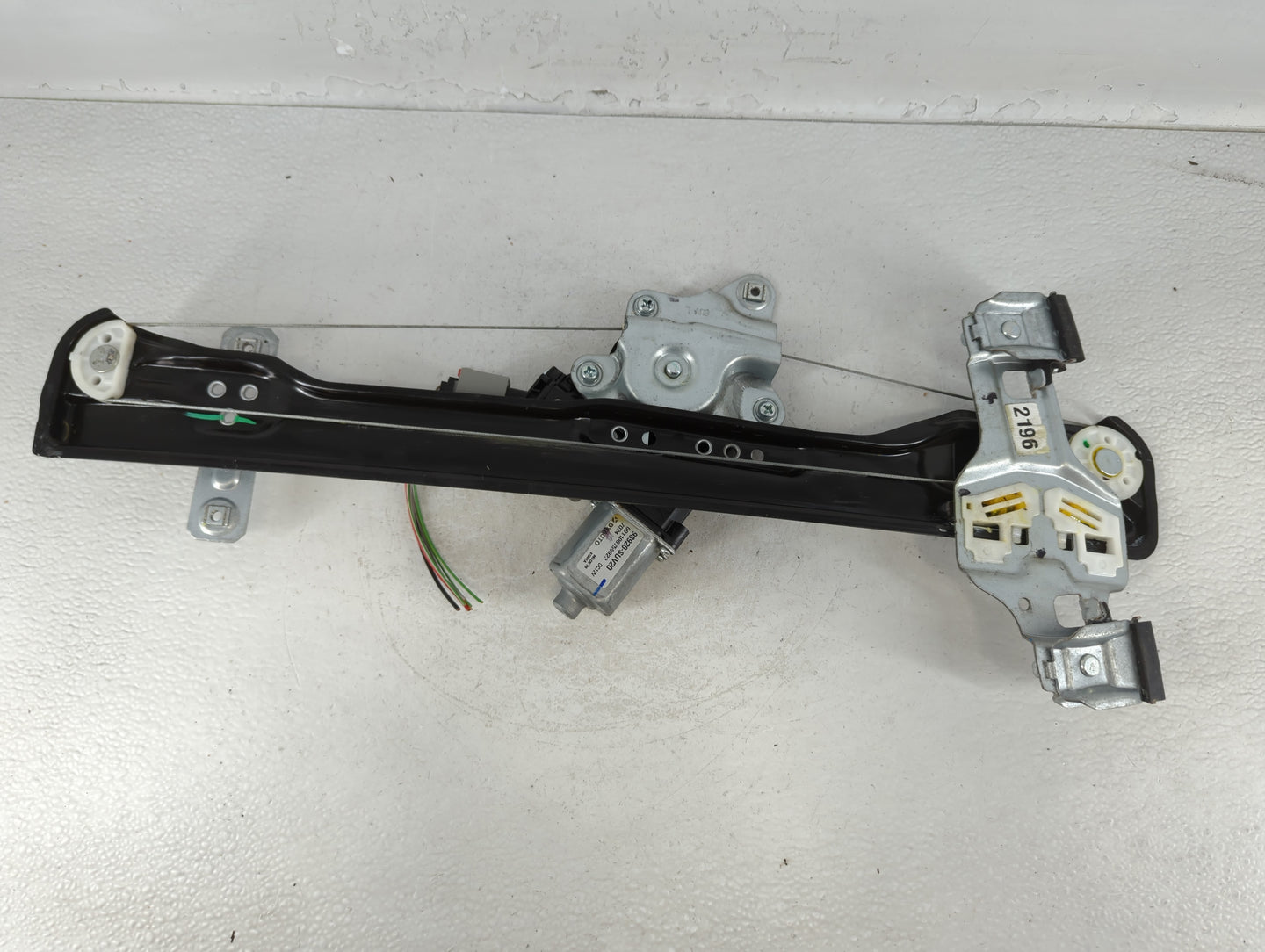 2013-2021 Chevrolet Trax Driver Left Front Window Regulator 723886 - Oemusedautoparts1.com