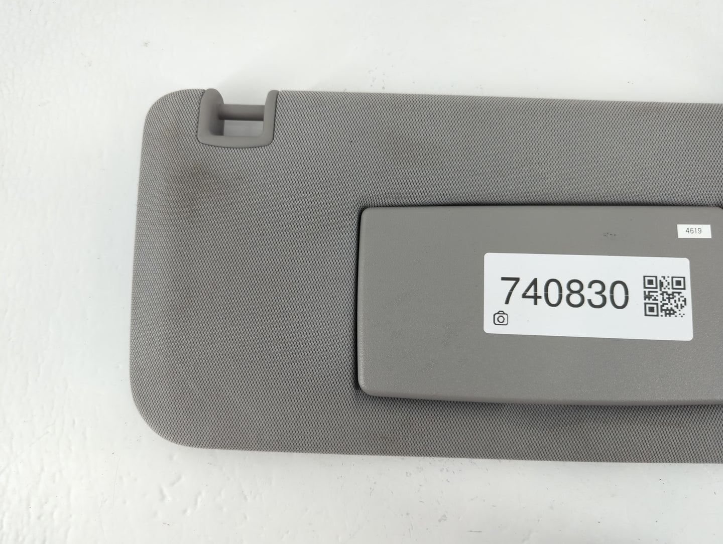 2017-2021 Chevrolet Trax Sun Visor Shade Replacement Passenger Right Mirror Fits Fits 2017 2018 2019 2020 2021 OEM Used Auto