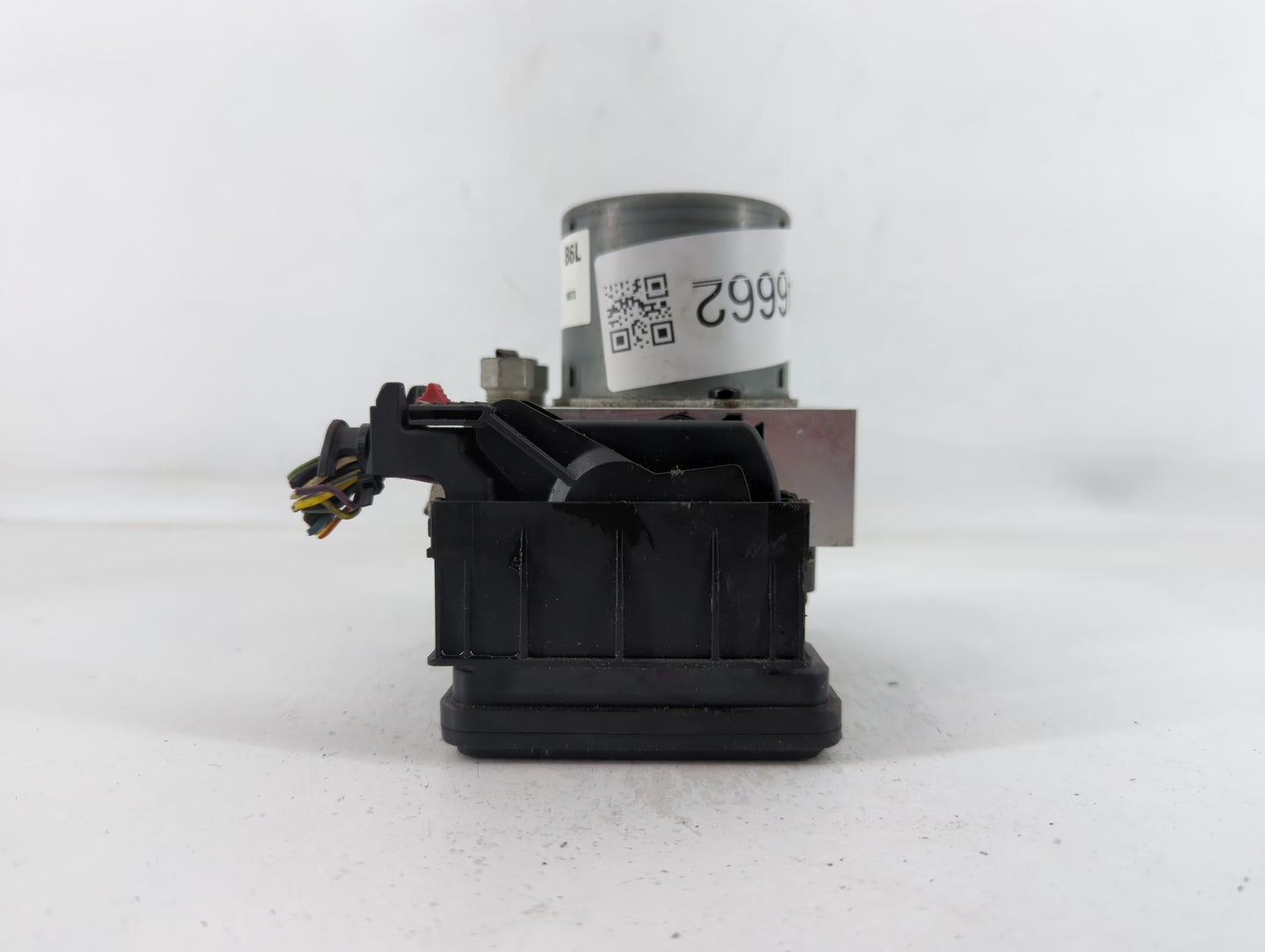 2017-2021 Chevrolet Trax ABS Pump Control Module Replacement P/N:42643519 Fits Fits 2017 2018 2019 2020 2021 OEM Used Auto P