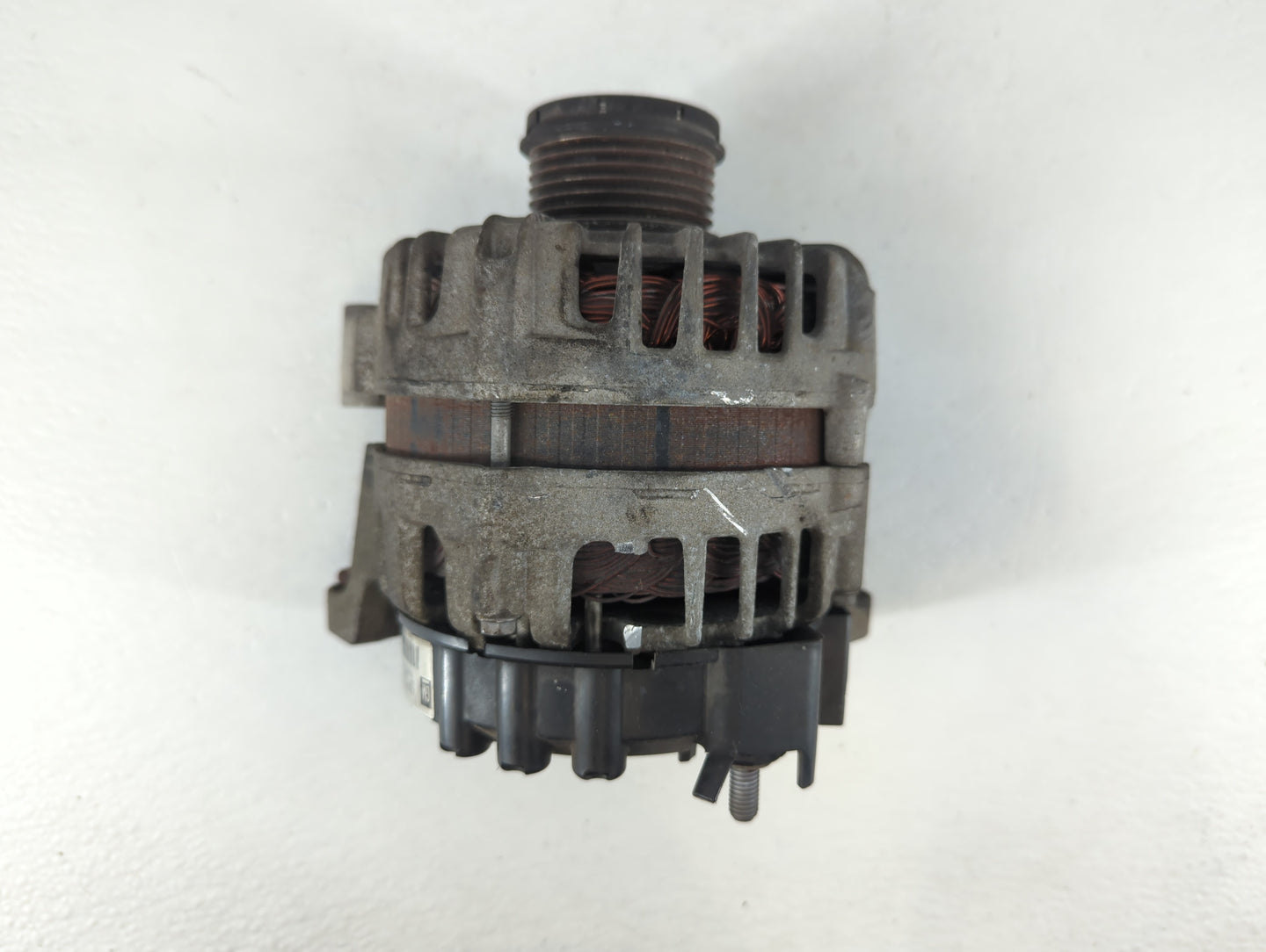 2013-2021 Chevrolet Trax Alternator Replacement Generator Charging Assembly Engine OEM P/N:2619573 B 13597226 Fits OEM Used 