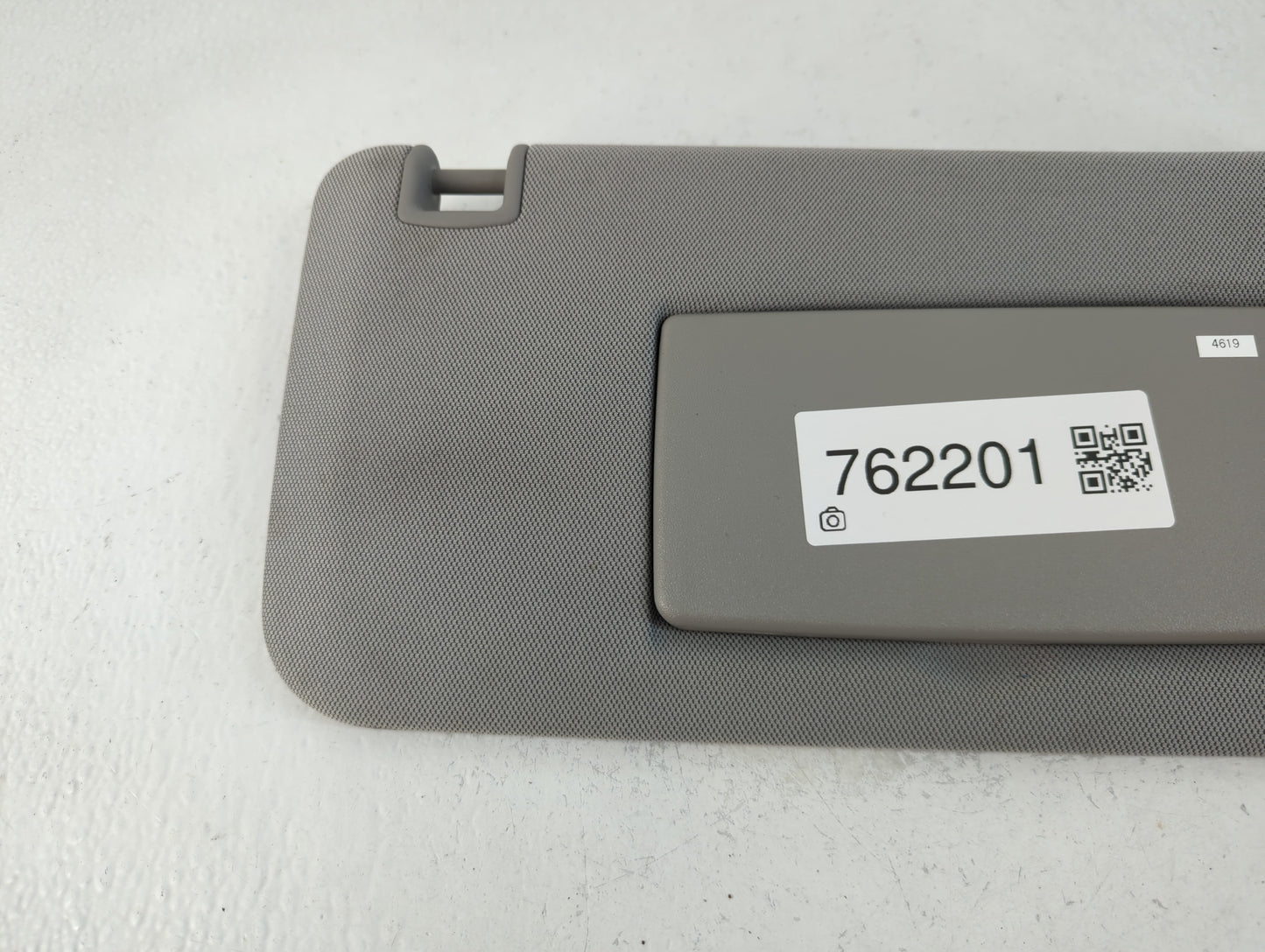 2017-2021 Chevrolet Trax Sun Visor Shade Replacement Passenger Right Mirror Fits Fits 2017 2018 2019 2020 2021 OEM Used Auto