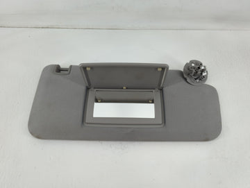 2017-2021 Chevrolet Trax Sun Visor Shade Replacement Passenger Right Mirror Fits Fits 2017 2018 2019 2020 2021 OEM Used Auto