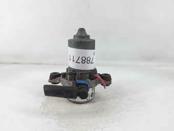 compare product 2016-2020 Chevrolet Trax Central Vaccum Lock Pump 934.116-01 Aa