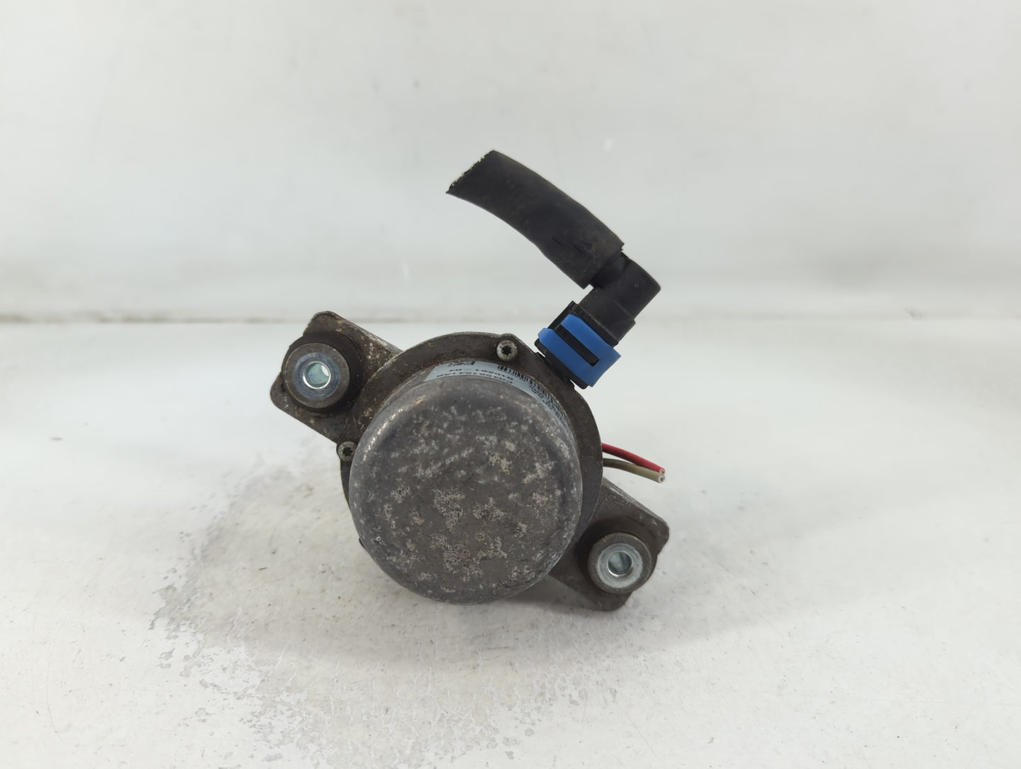 2016-2020 Chevrolet Trax Central Vaccum Lock Pump 934.116-01 Aa - Oemusedautoparts1.com
