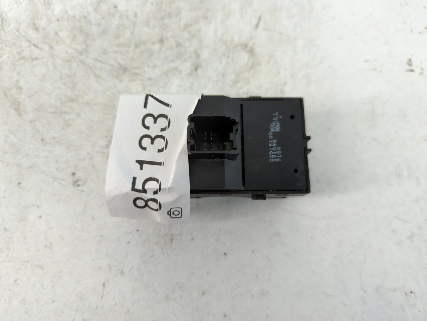 2017-2021 Chevrolet Trax Master Power Window Switch Replacement Driver Side Left P/N:22915128 Fits Fits 2017 2018 2019 2020 
