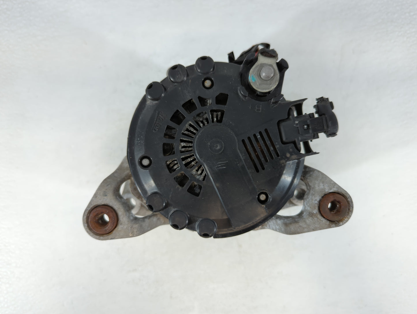2013-2021 Chevrolet Trax Alternator Replacement Generator Charging Assembly Engine OEM P/N:13597226 Fits OEM Used Auto Parts