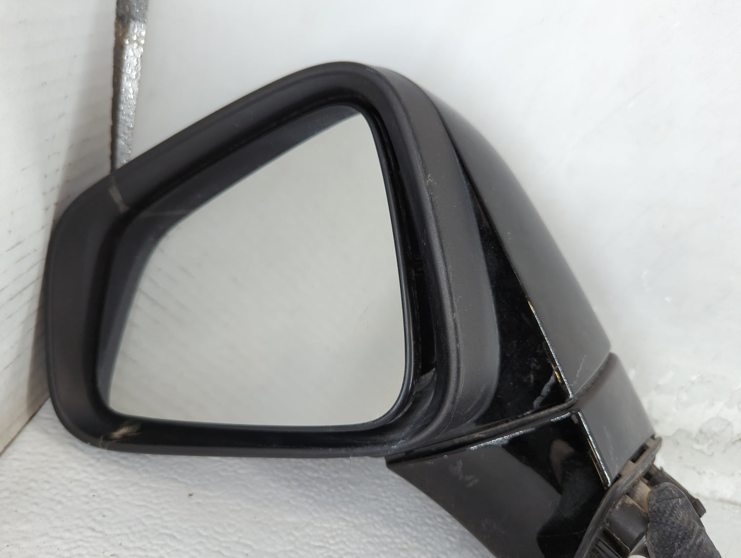 2017-2021 Chevrolet Trax Driver Side View Mirror - Left Door Mirror OEM Used - Oemusedautoparts1.com