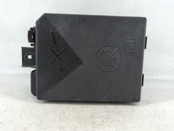 compare product 2018-2021 Chevrolet Trax Fusebox Fuse Box Panel Relay Module P/N:C0001742 42588098 Fits Fits 2018 2019 2020 2021 OEM Used Auto Parts