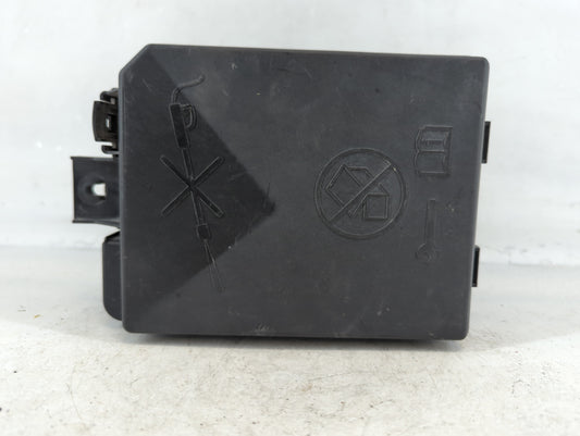 2018-2021 Chevrolet Trax Fusebox Fuse Box Panel Relay Module P/N:C0001742 42588098 Fits Fits 2018 2019 2020 2021 OEM Used Au