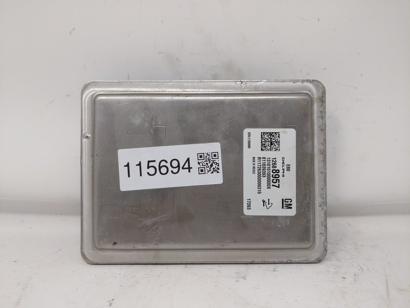 2017-2018 Chevrolet Volt PCM Engine Control Computer ECU ECM PCU OEM P/N:12677677 12686384, 12680876 Fits Fits 2017 2018 201